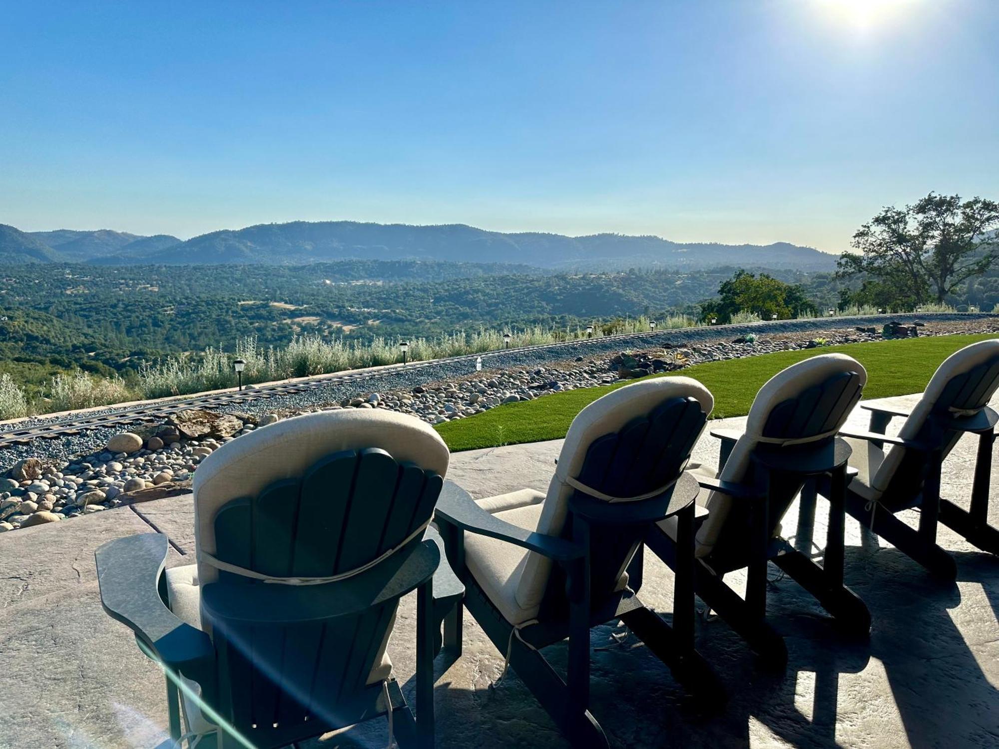 Enchanted Property Near Yosemite, View, Game Room Ahwahnee Extérieur photo